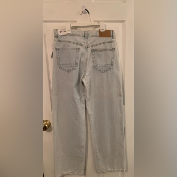 Jeans - Picture 7 of 7